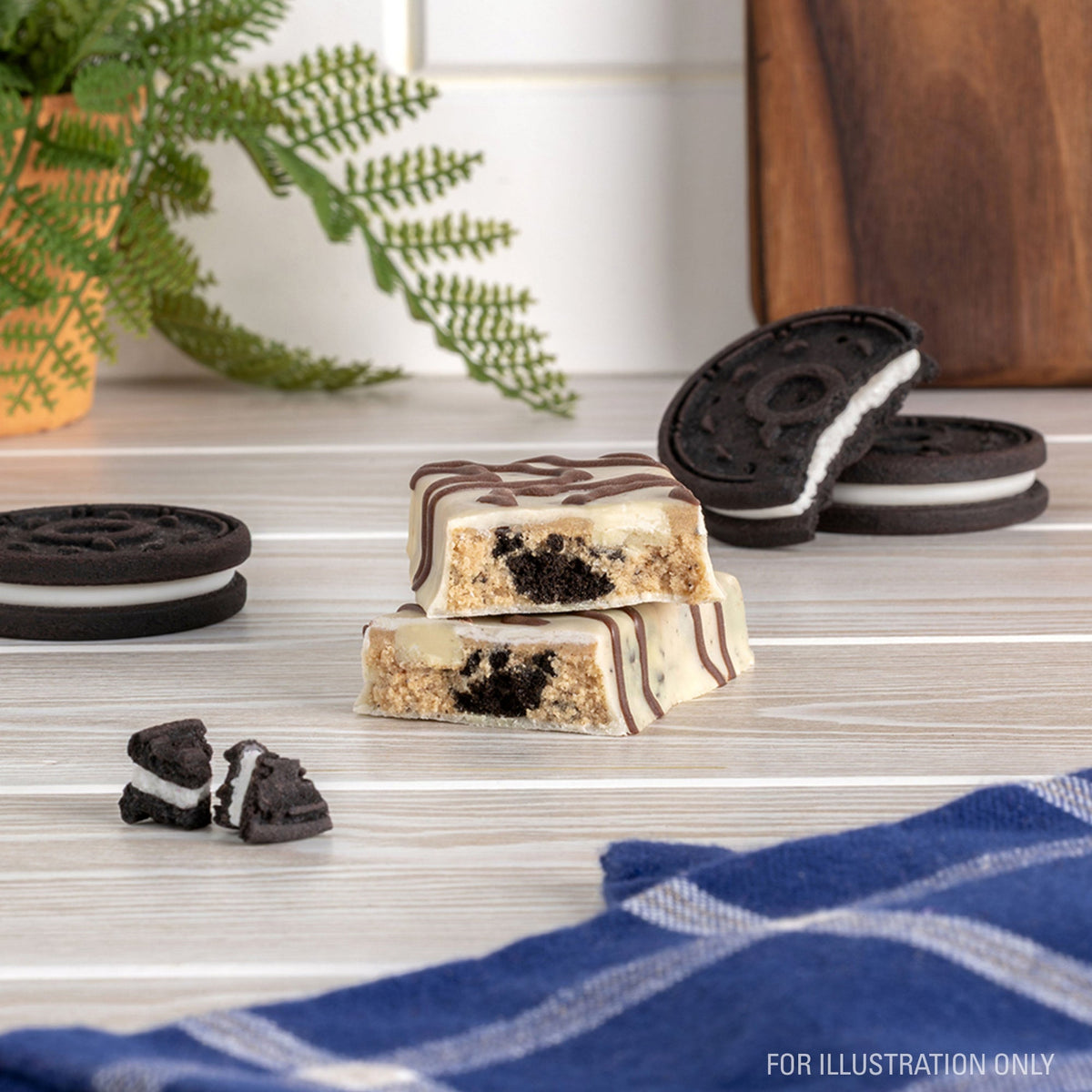 dipped-cookies-and-cream-protein-bars-i0 15807_QN_USA_ProteinBar_CAC_InterimAssetUpdate_Digital-Dipped-ProductCarouselSet_Tabletop1.jpg