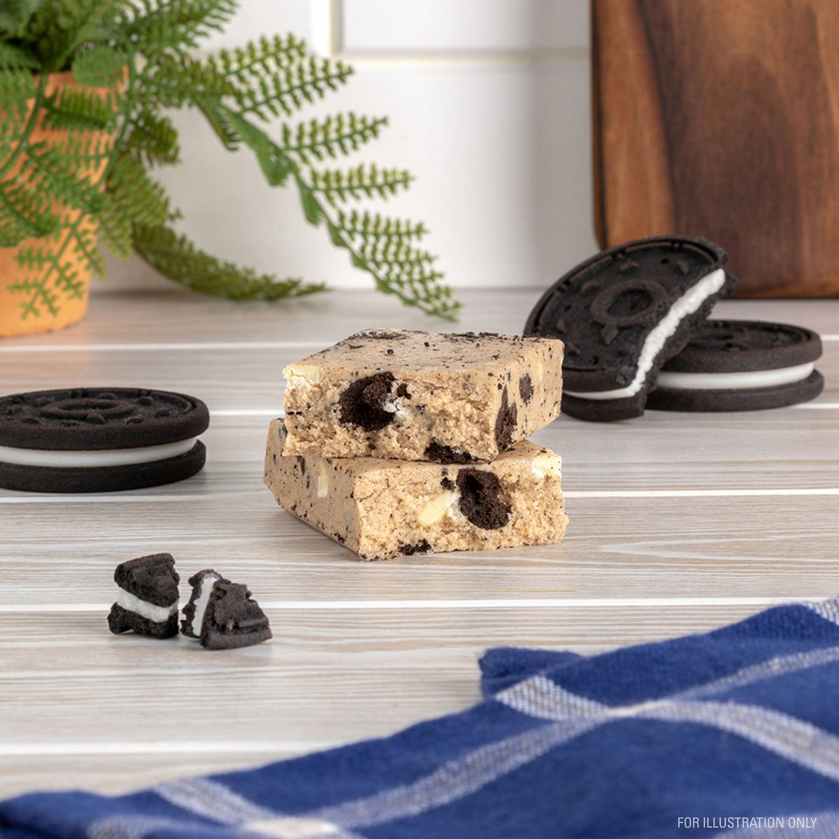 cookies-and-cream-protein-bars-e7 15807_QN_USA_ProteinBar_CAC_InterimAssetUpdate_Digital_Tabletop1.jpg